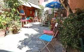 Pazinos Village Studios